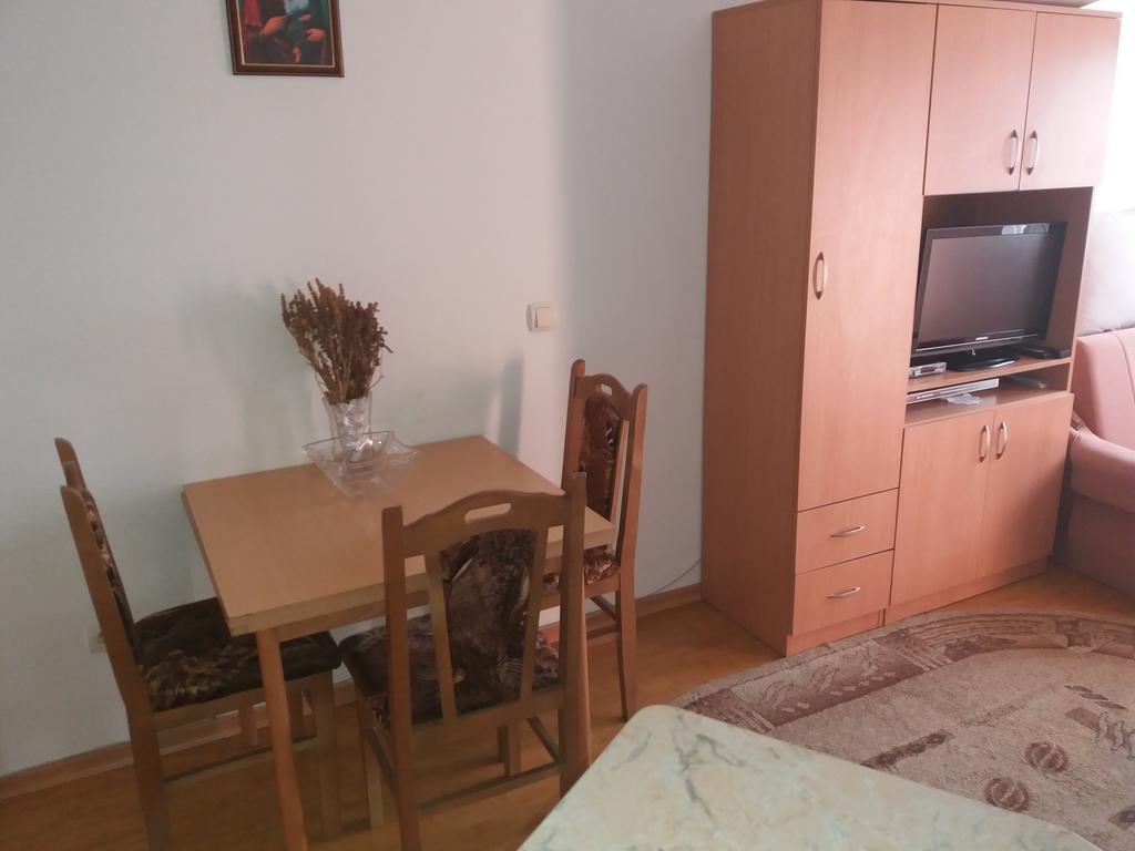 Renome Apartmani Banja Koviljaca Bagian luar foto